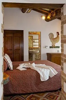 בית כפרי Borgo Di Bastia Creti